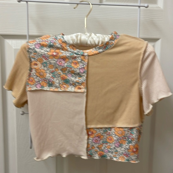 ROMWE Patchwork Short Sleeve Shirt Size Small - Picture 1 of 3